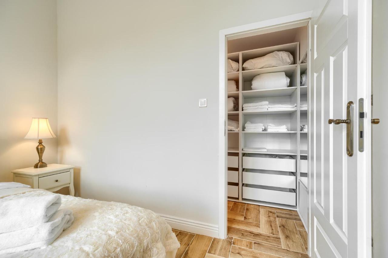 Munn 9 Apartment